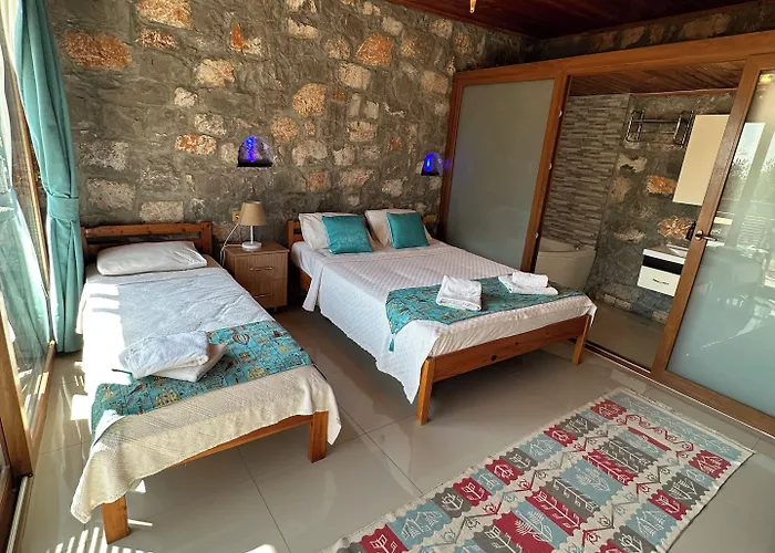 Kabak Armes 3* فاراليا